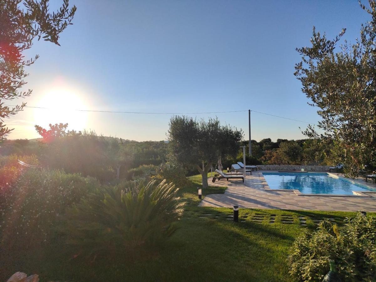 Villa Mest Pepp Monopoli Exteriér fotografie